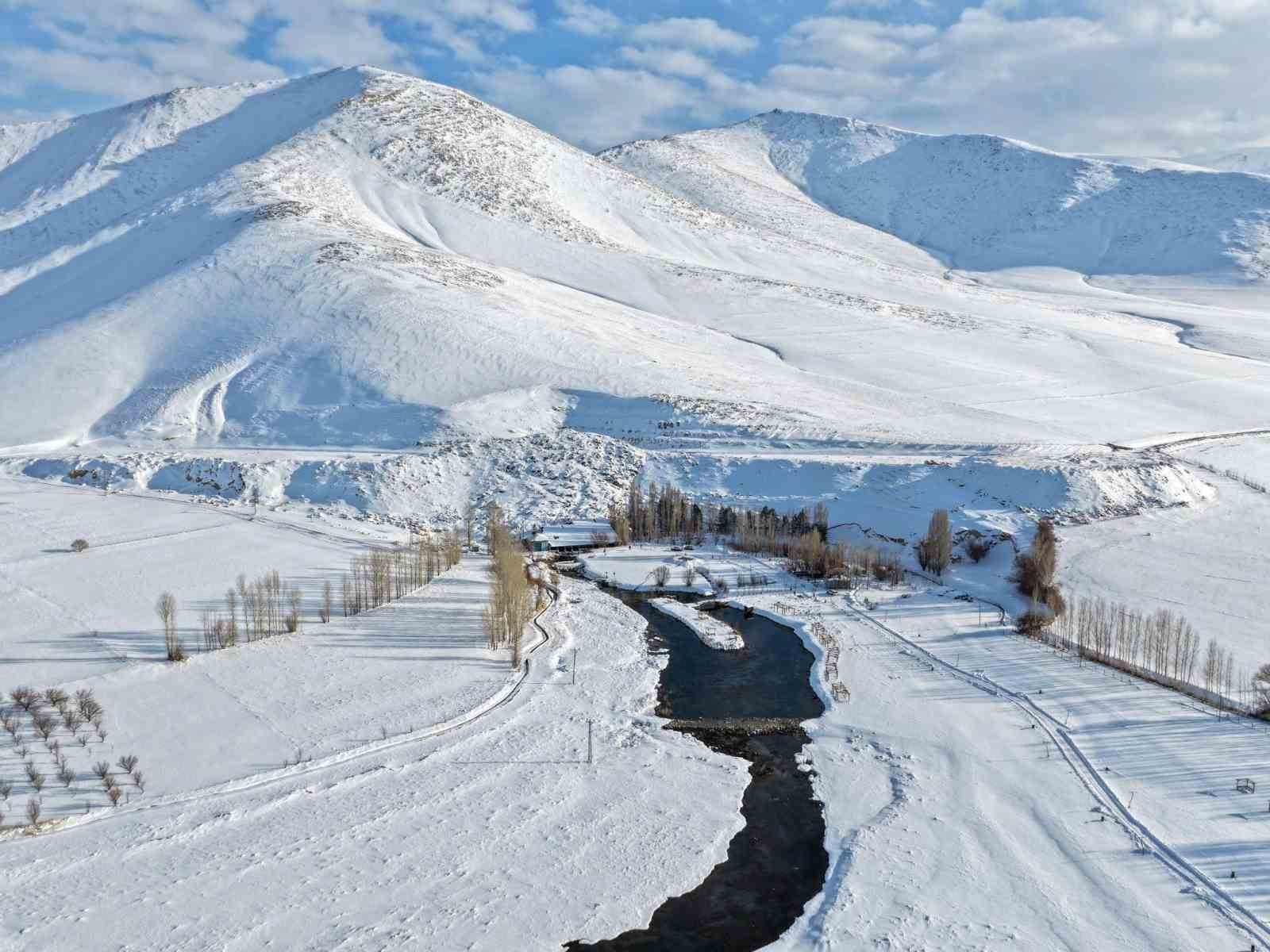 Uzmanından Van Gölü Havzası için kritik uyarı: 10-20 yıl içinde su krizi yaşanabilir
