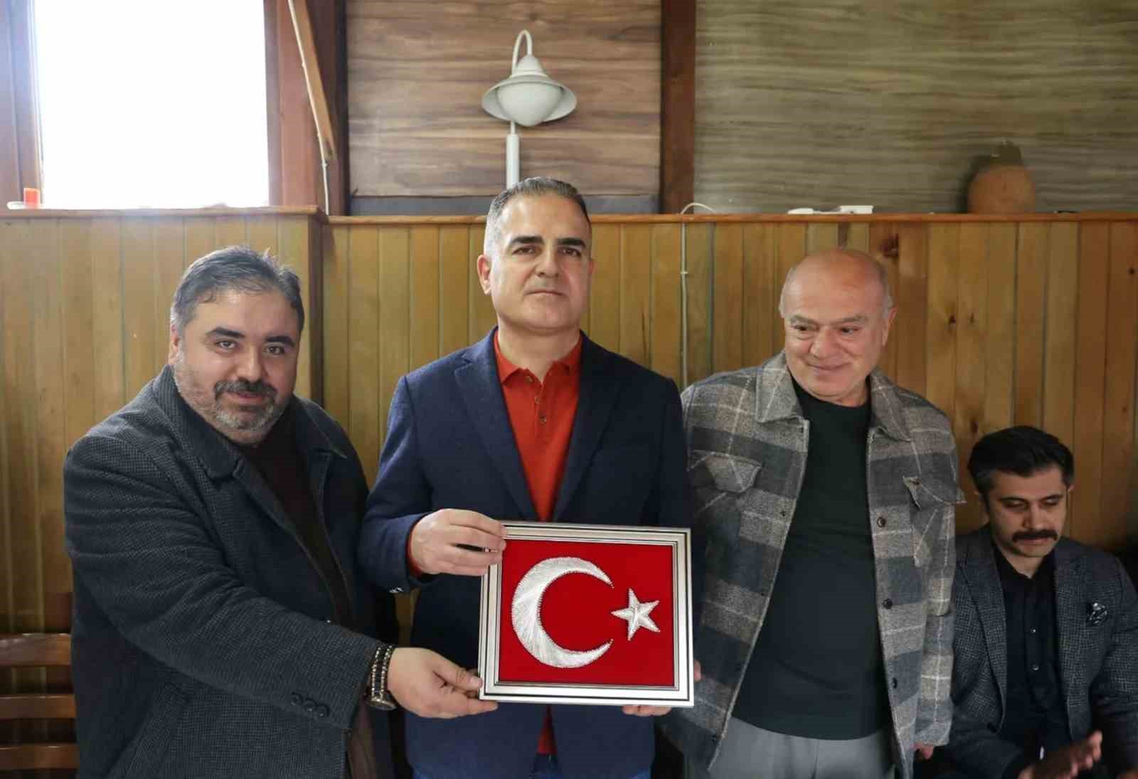 Vali Akbıyık Dünya Malatyalılar günü kutlamalarına katıldı
