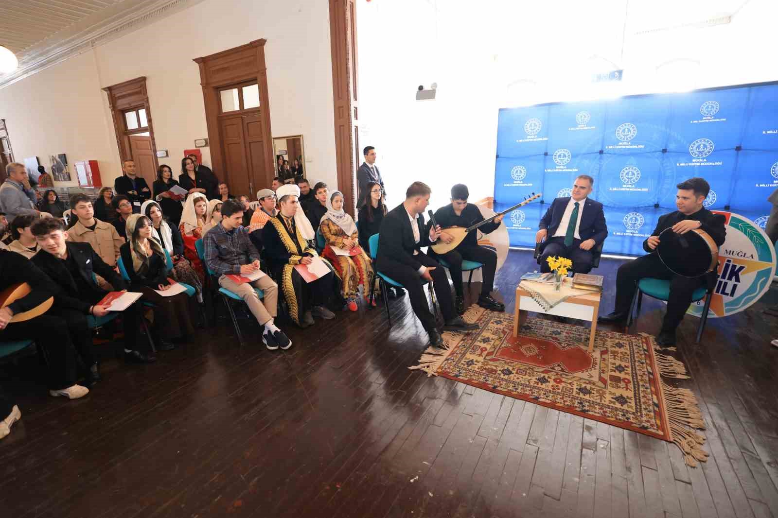 Vali Akbıyık’tan gençler ile ‘Gençlik Yılı’ buluşması
