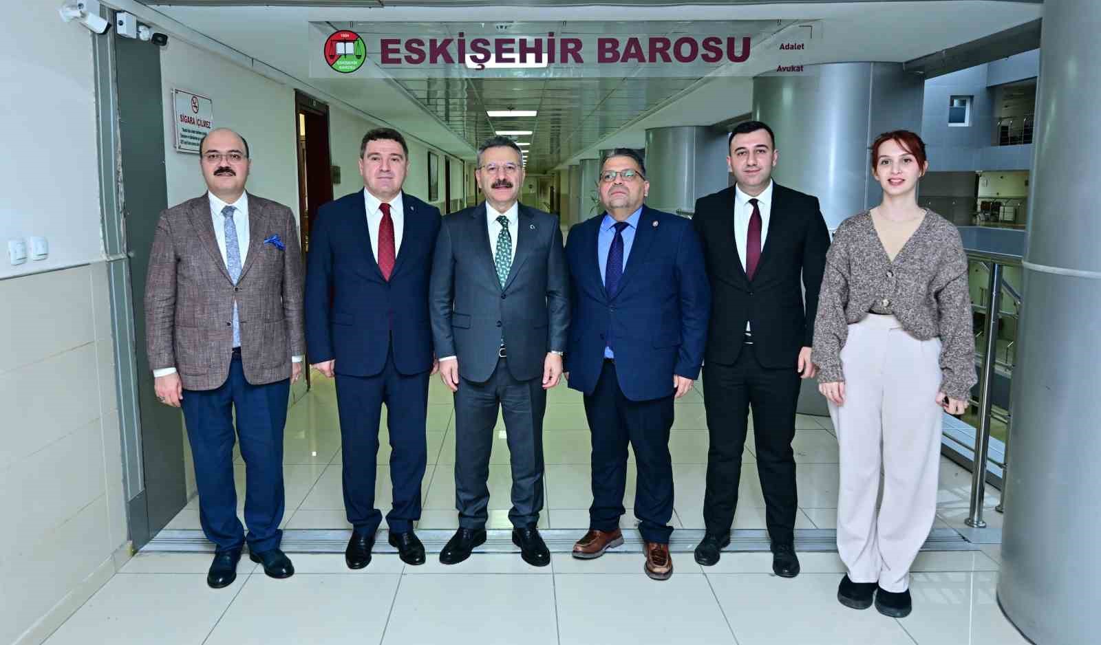 Vali Aksoy’dan veda ziyaretleri
