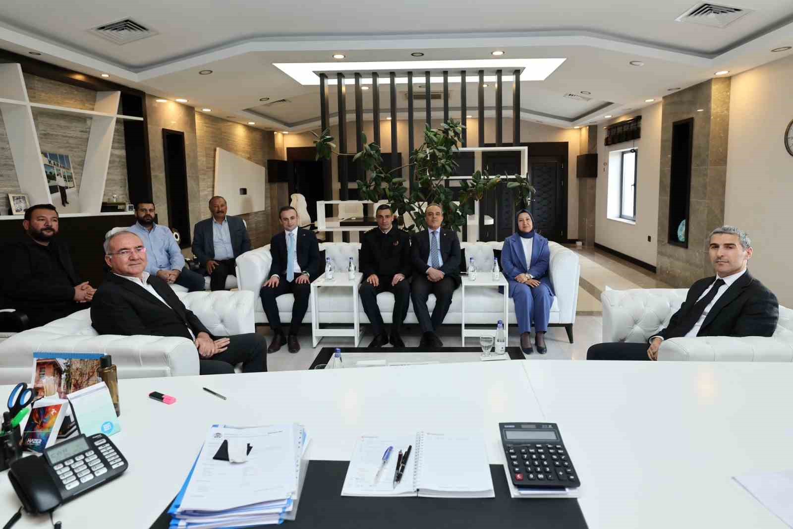 Vali Aktaş: "İscehisar mermeri dünyanın dört bir yanında yapıları süslüyor"
