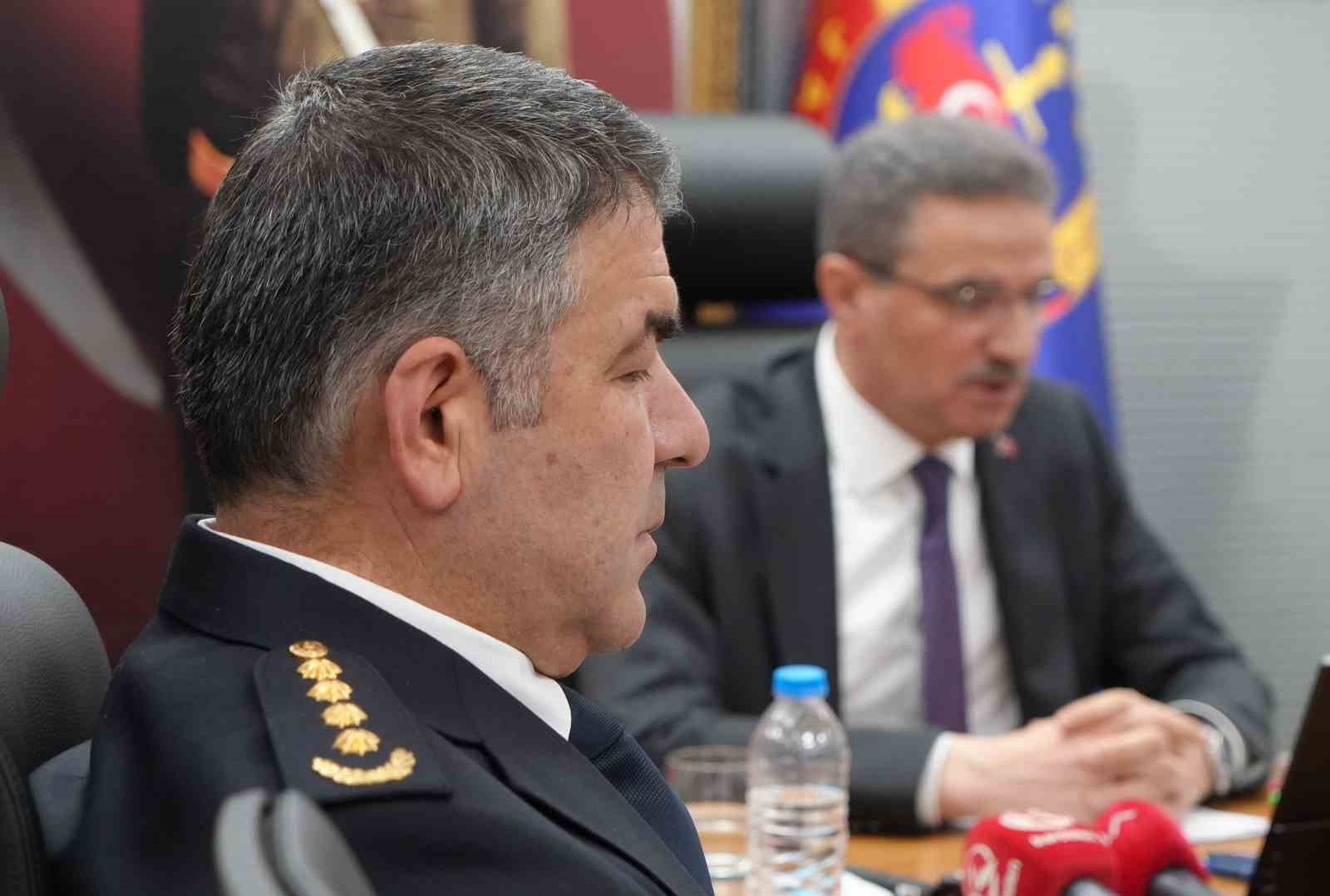 Vali Aydun Baruş: "Erzurum’da başıboş hayvanlardan kaynaklanan sorun kalmadı"
