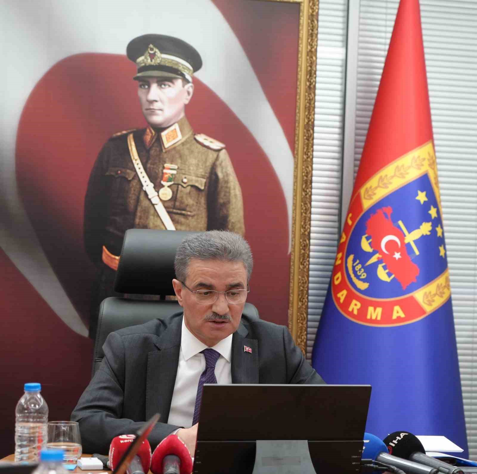 Vali Aydun Baruş: "Erzurum’da başıboş hayvanlardan kaynaklanan sorun kalmadı"
