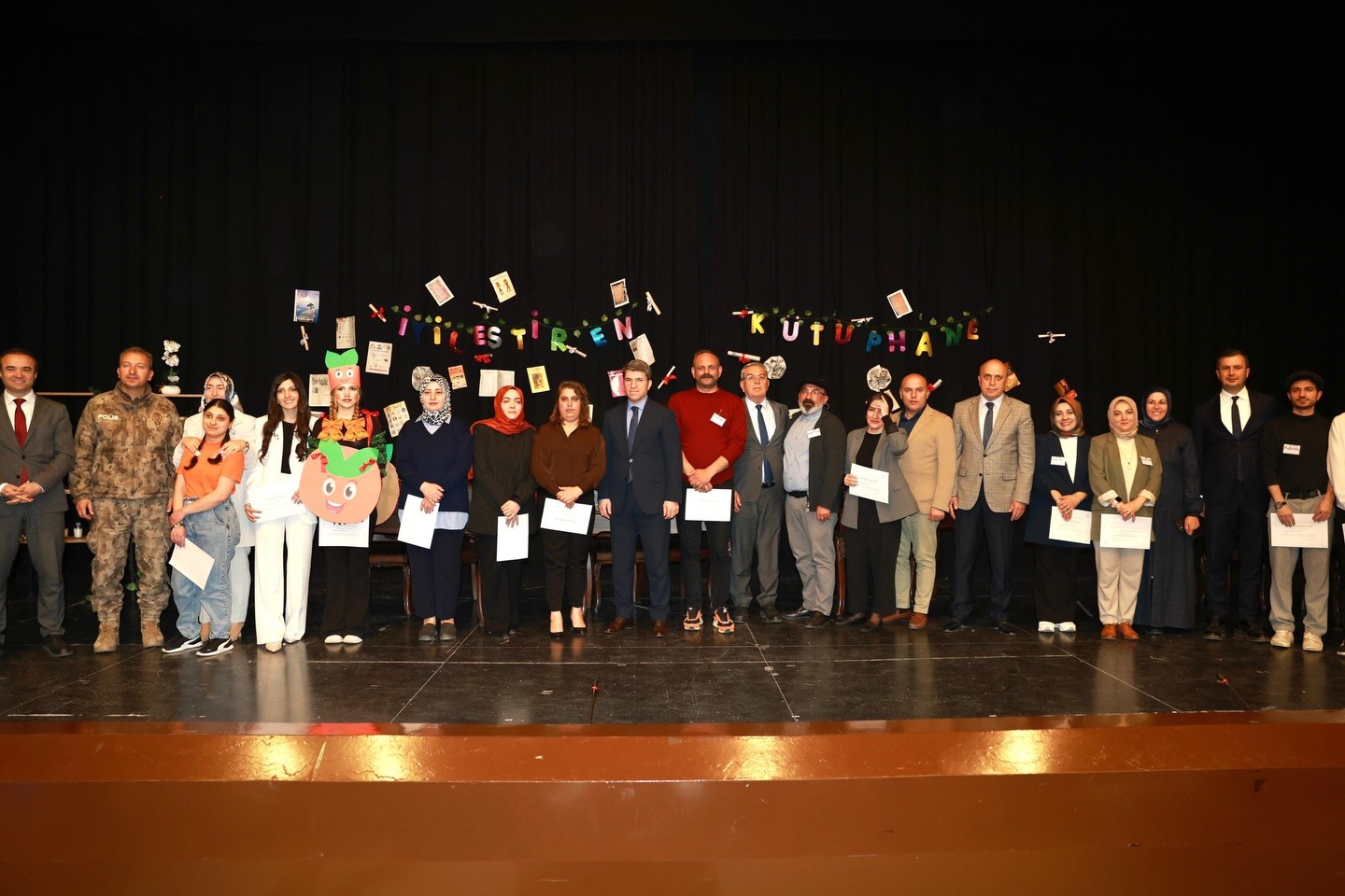 Vali Bakan açıkladı: Kılıçarslan binası kütüphaneye dönüştürülecek
