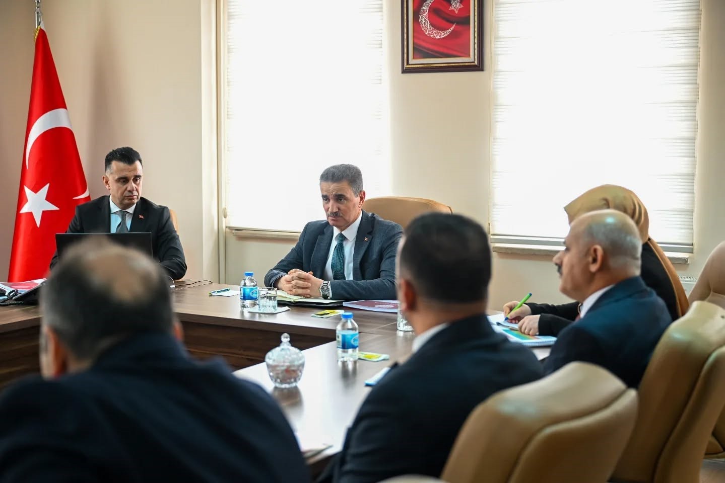 Vali Baruş, brifing aldı
Vali Baruş, brifing aldı