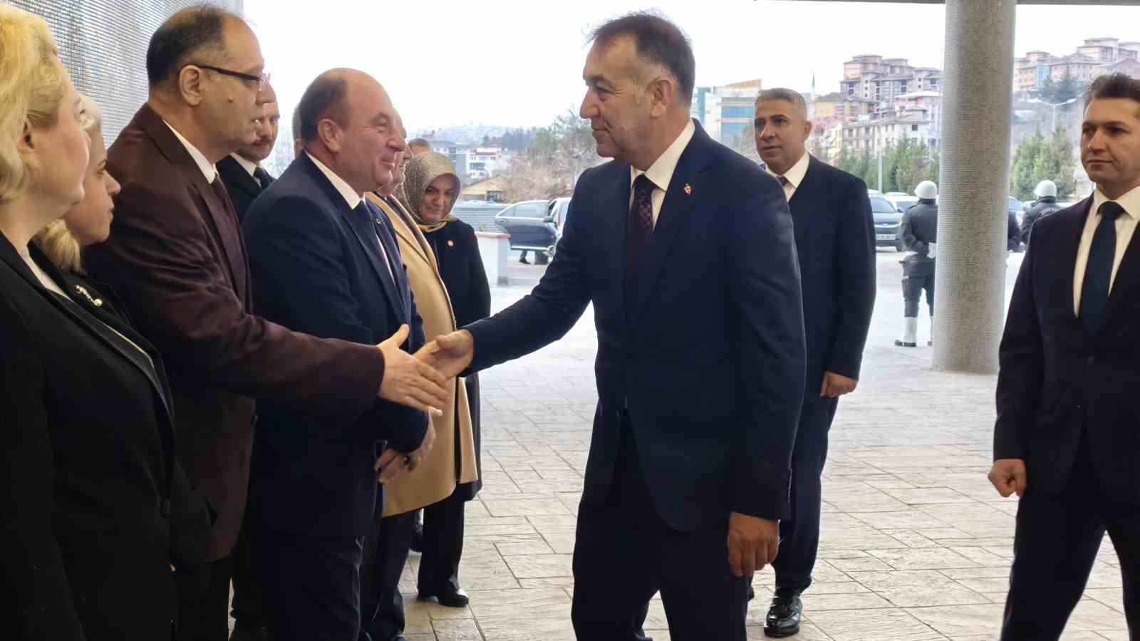 Vali Çağatay, Karabük’te görevine başladı
