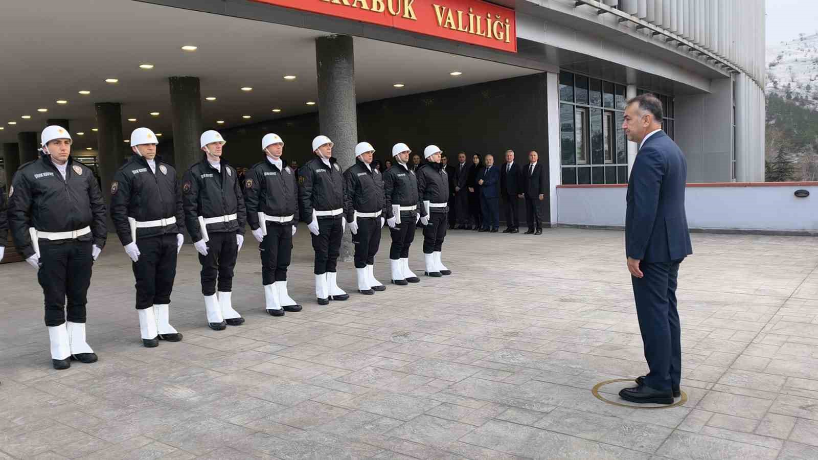 Vali Çağatay, Karabük’te görevine başladı
