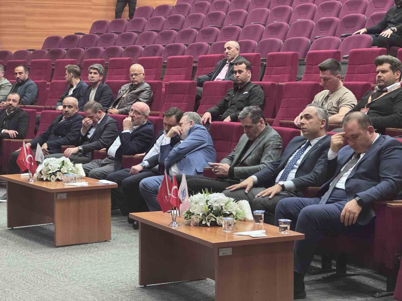 Vali Çiçek: "Talas, neresine giderseniz gidin sizinle konuşan bir yer"
