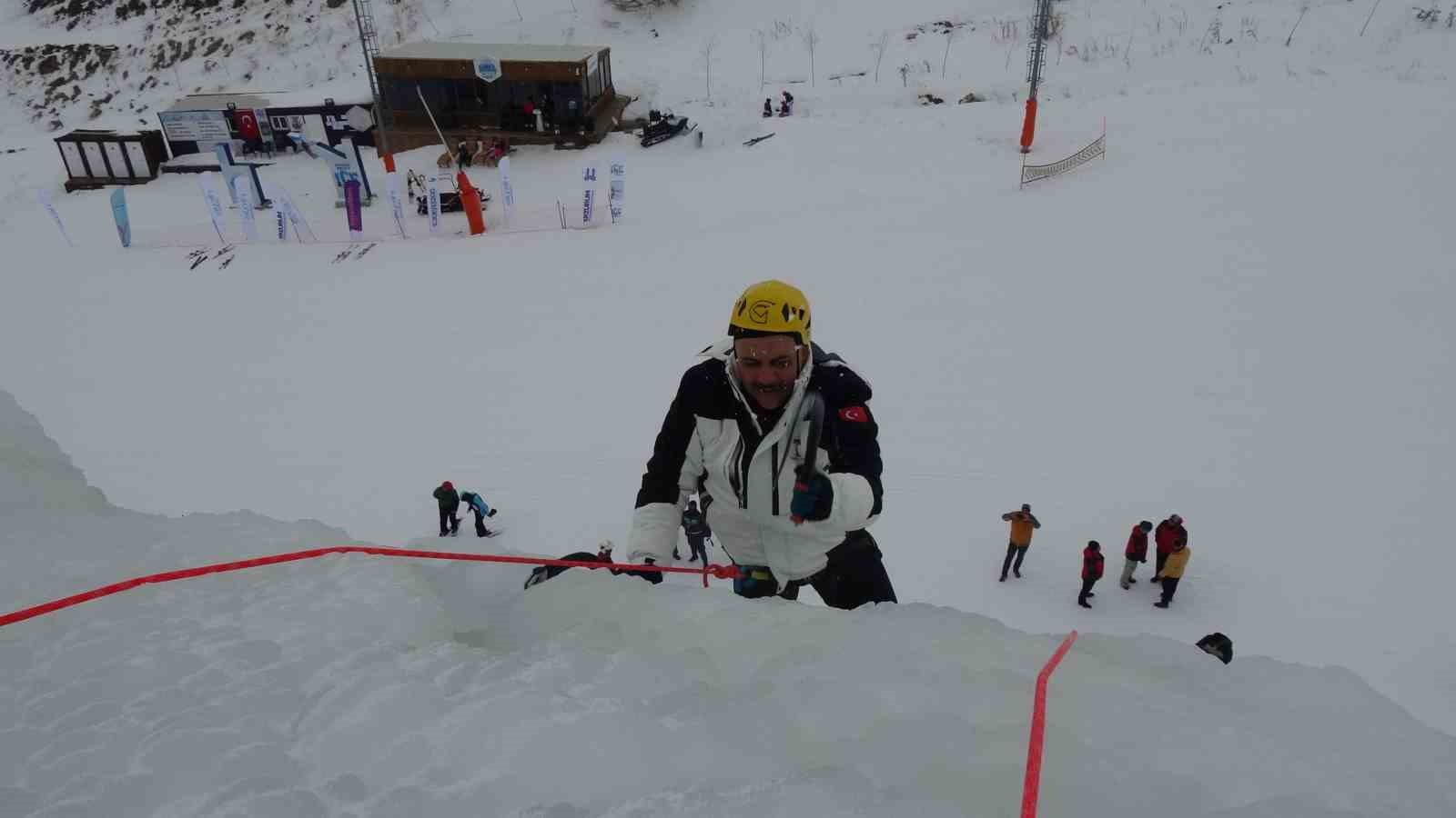 Vali Çiftçi, yapay buz duvarına tırmandı
