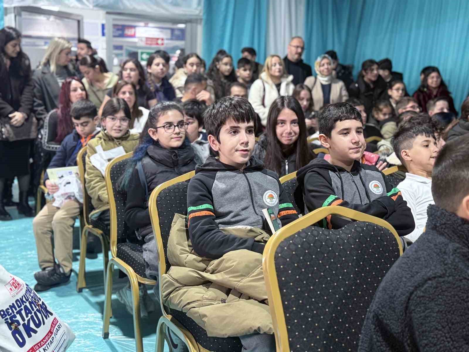 Vali Davut Gül:’’Kitap okuma projesi ile okullarımızdaki kitap sayısını 6 buçuk milyondan 13 milyona çıkardık’’
