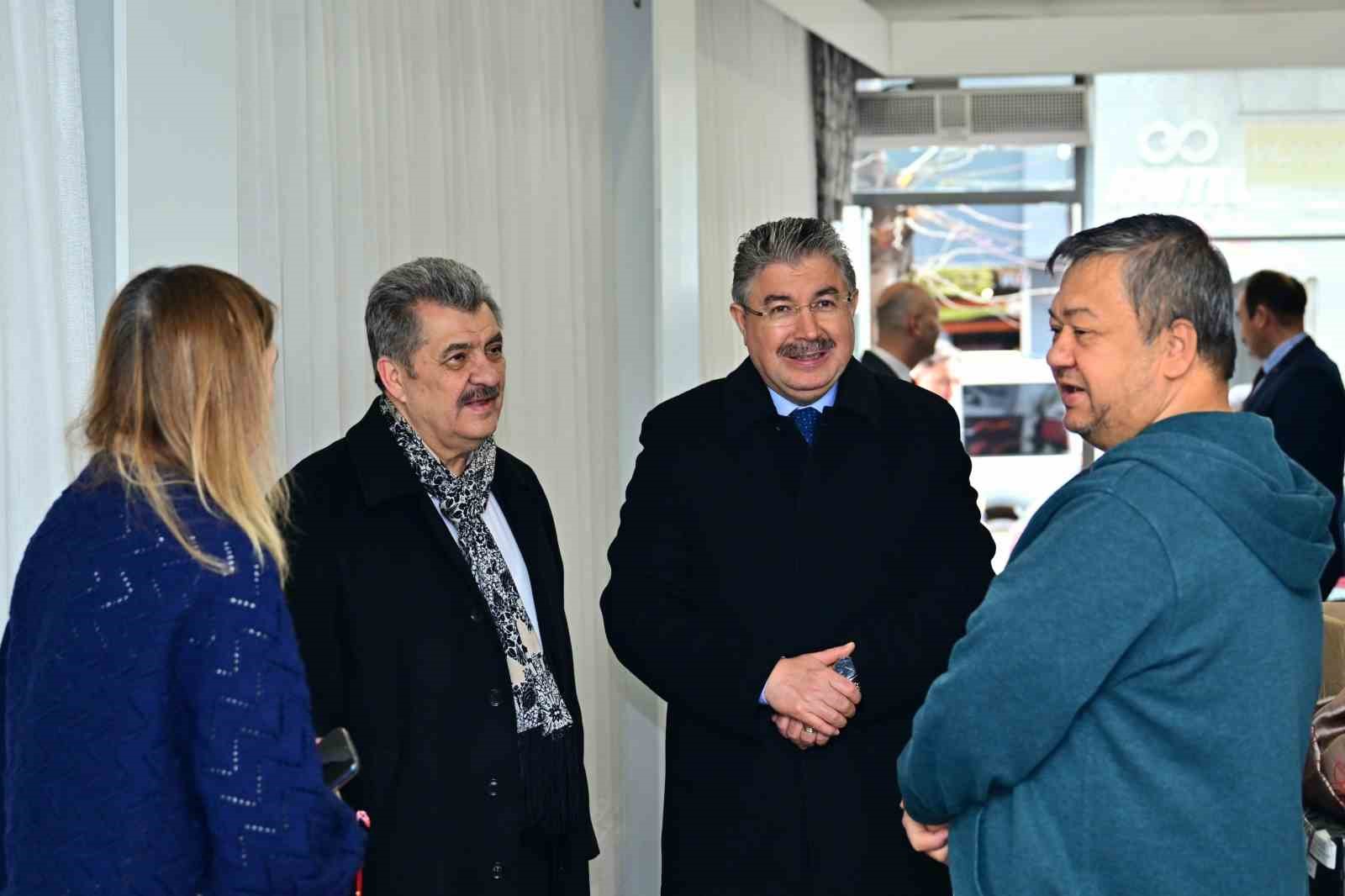 Vali Erdinç Yılmaz haftaya esnaf ziyaretiyle başladı
