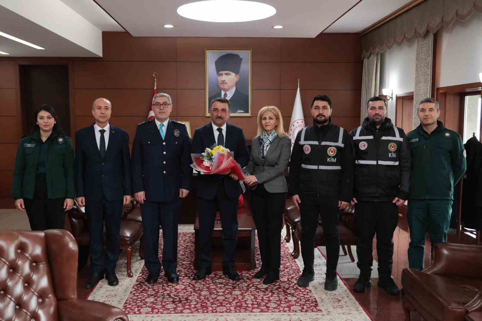 Vali Hacıbektaşoğlu, "Gümrük teşkilatımız, devletimizin önemli yapı taşlarından biridir"
