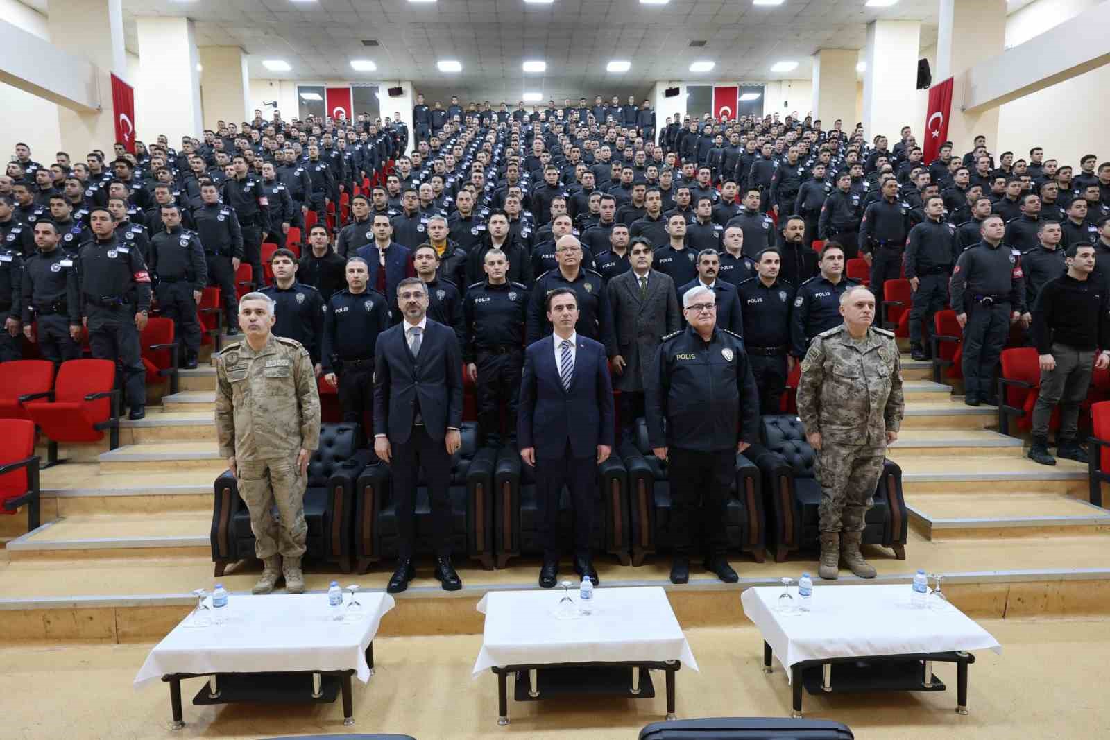 Vali Karakaya’dan yeni yıl ziyaretleri
