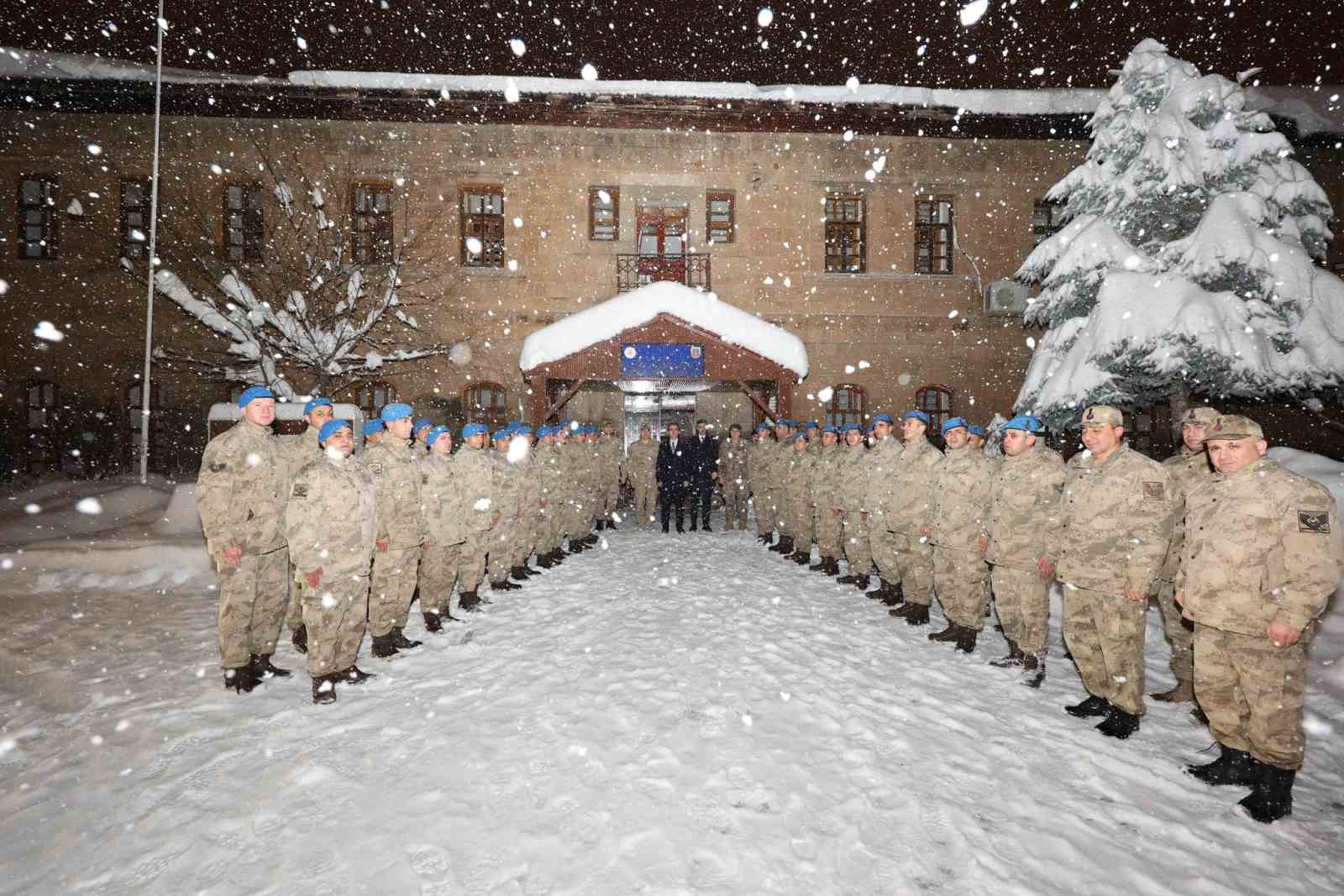 Vali Karakaya’dan yeni yıl ziyaretleri
