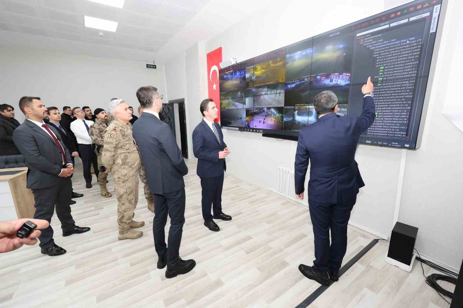 Vali Karakaya’dan yeni yıl ziyaretleri
