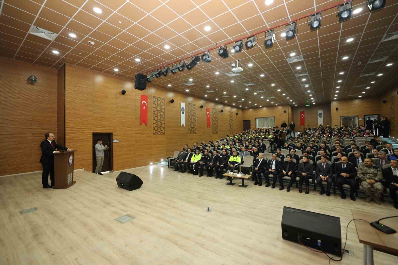 Vali Kızılkaya: "Emniyet teşkilatımız, Siirt’in huzurunun en güçlü teminatıdır"
