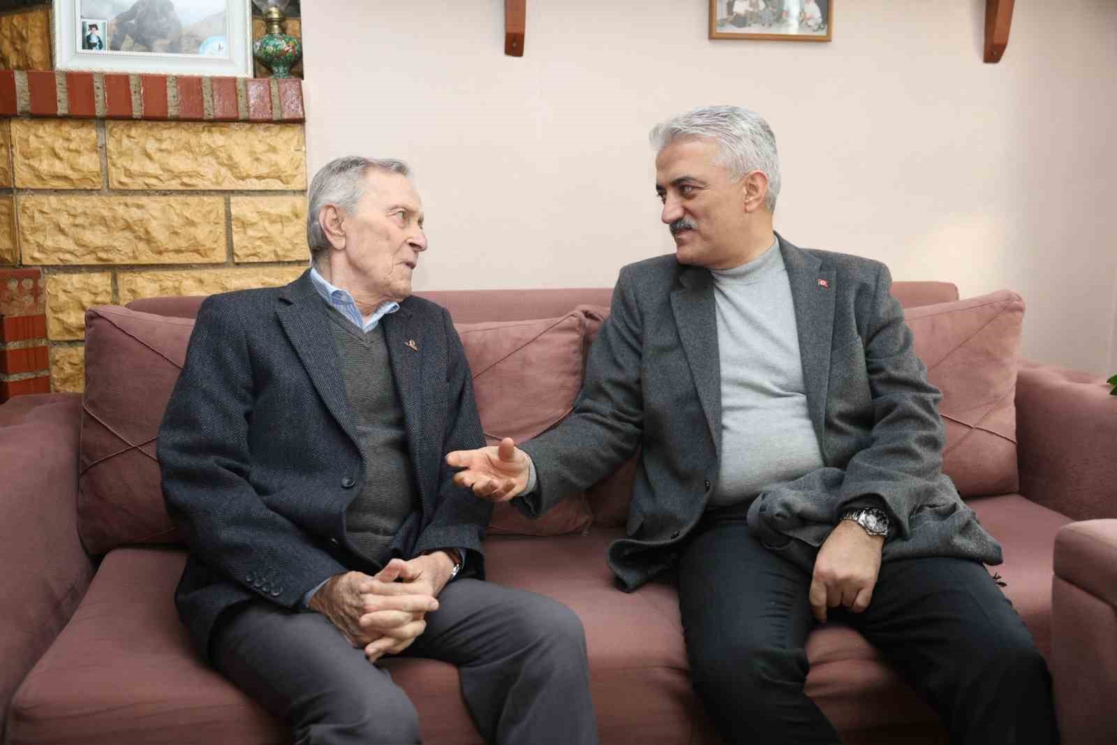 Vali Makas şehit ailelerini yalnız bırakmıyor
