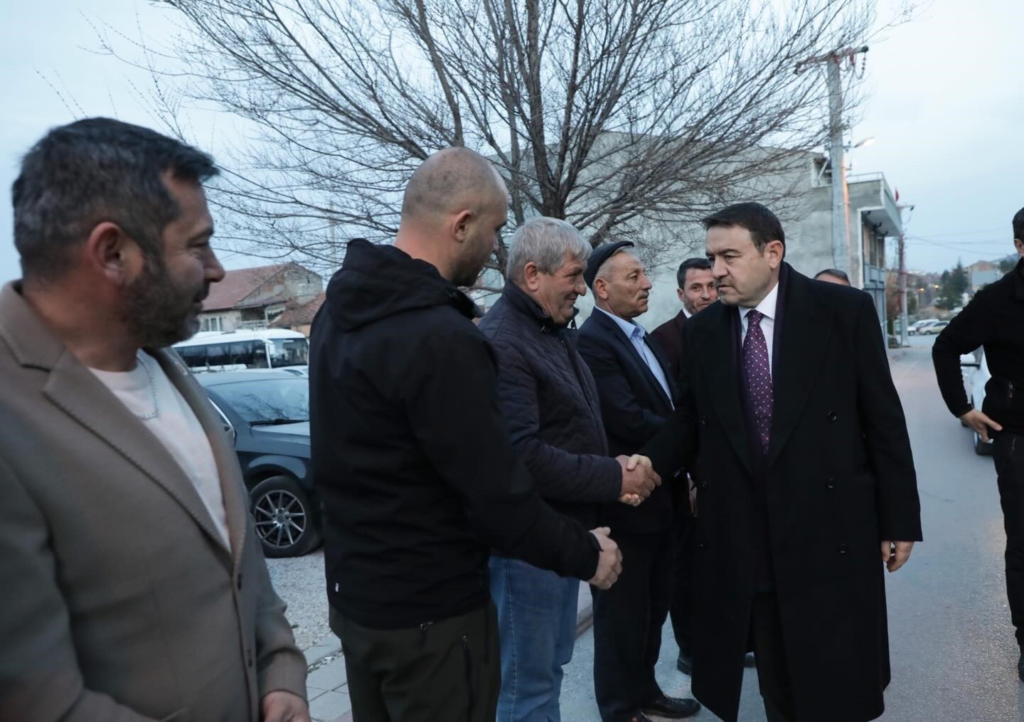 Vali Musa Işın ve il protokol üyeleri muhtarlarla iftarda buluştu
