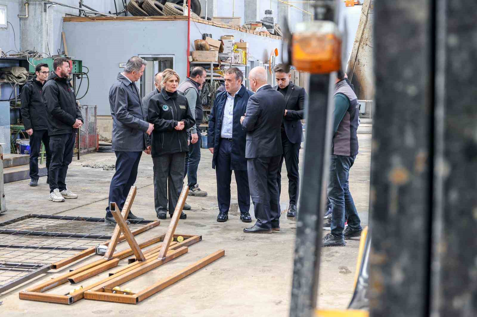 Vali Sözer Gülümbe Şantiyesi’nde incelemelerde bulundu
