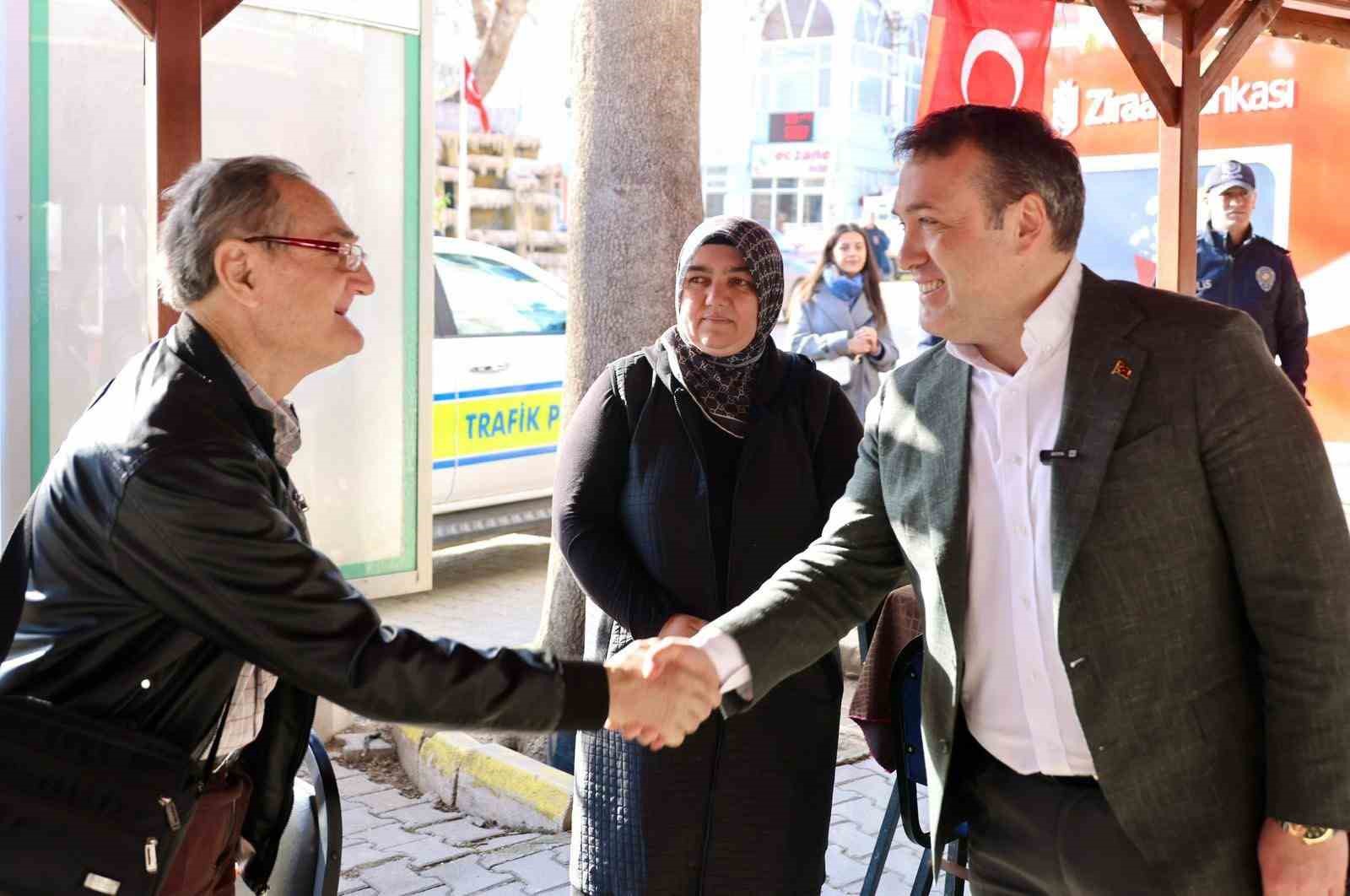 Vali Sözer İnhisar ’da esnaf ve vatandaşlarla buluştu
