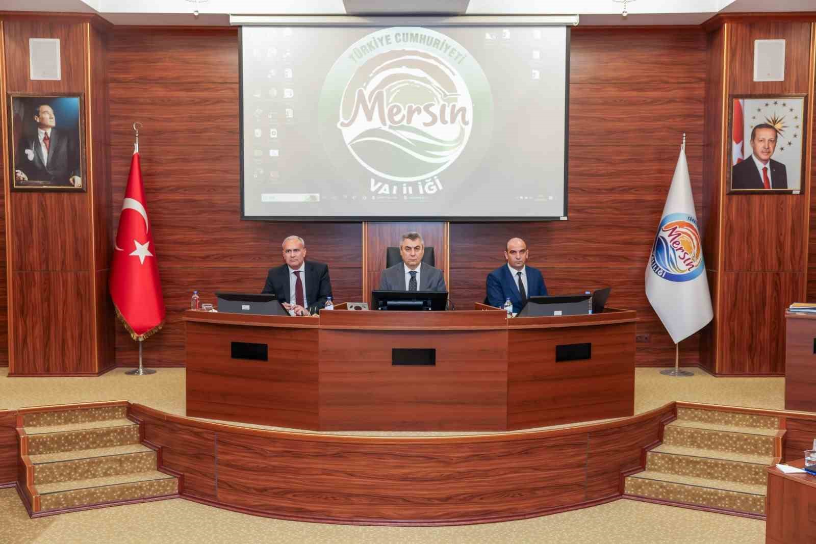 Vali Toros: "Mersin’in huzurunu bozmak isteyenlere geçit yok"
