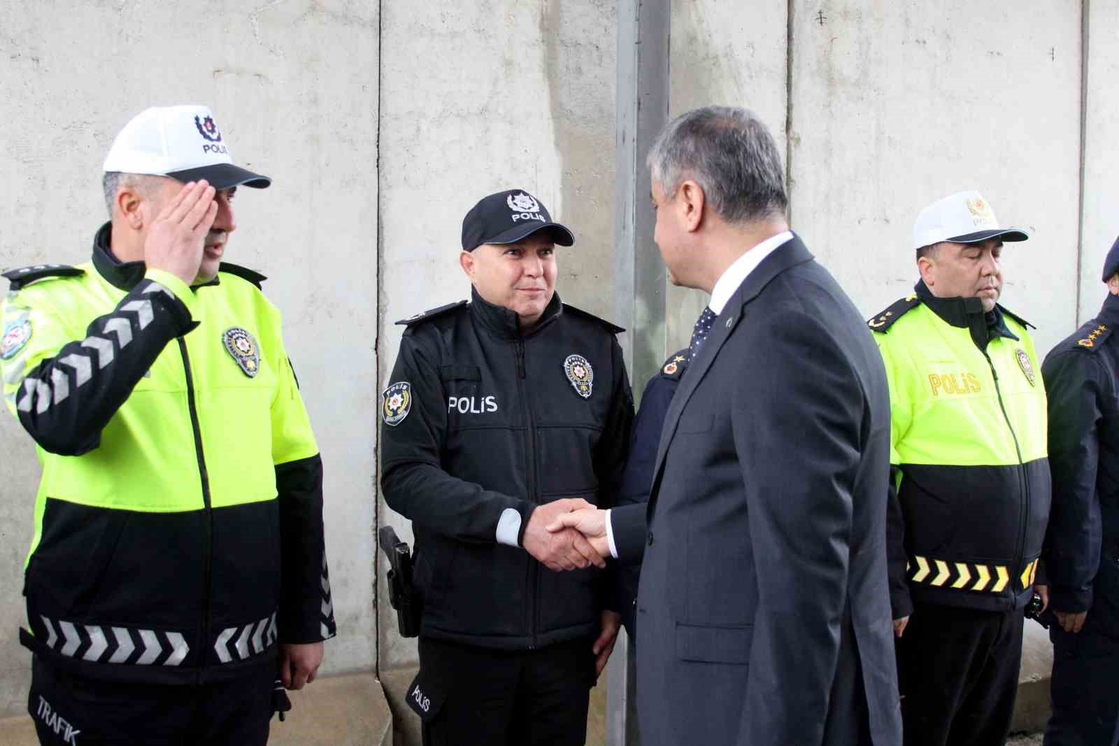 Vali Yavuz: "10 bin 660 personel ile sahada olacağız"
