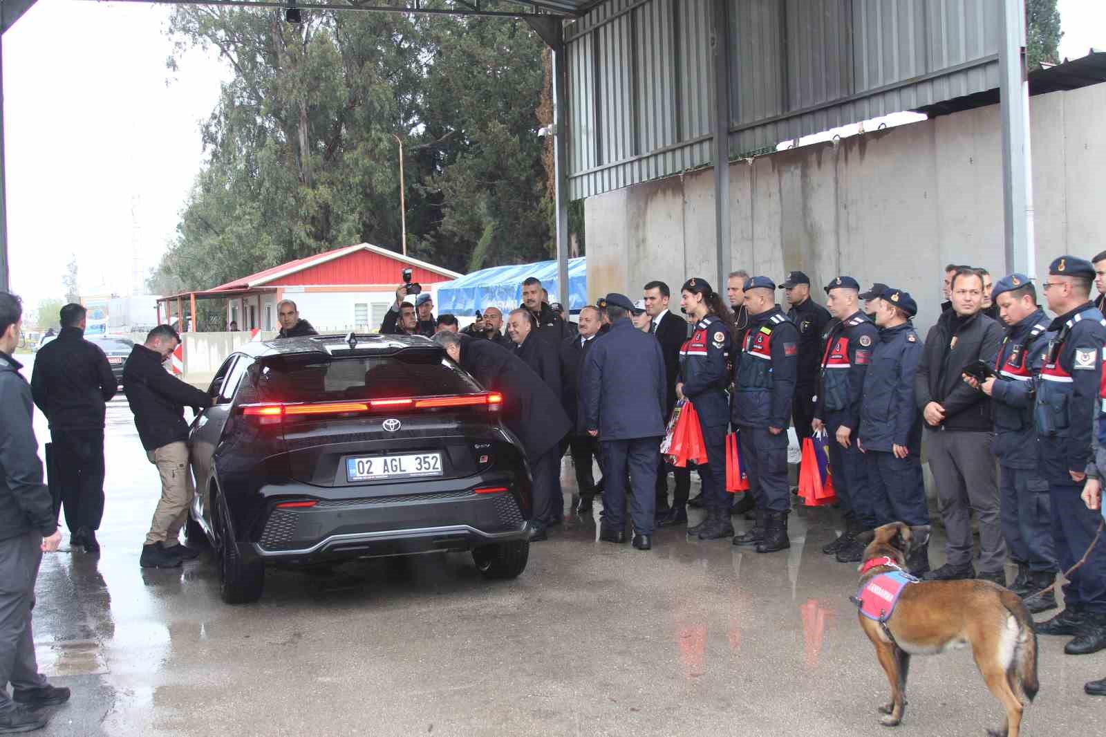 Vali Yavuz: "10 bin 660 personel ile sahada olacağız"
