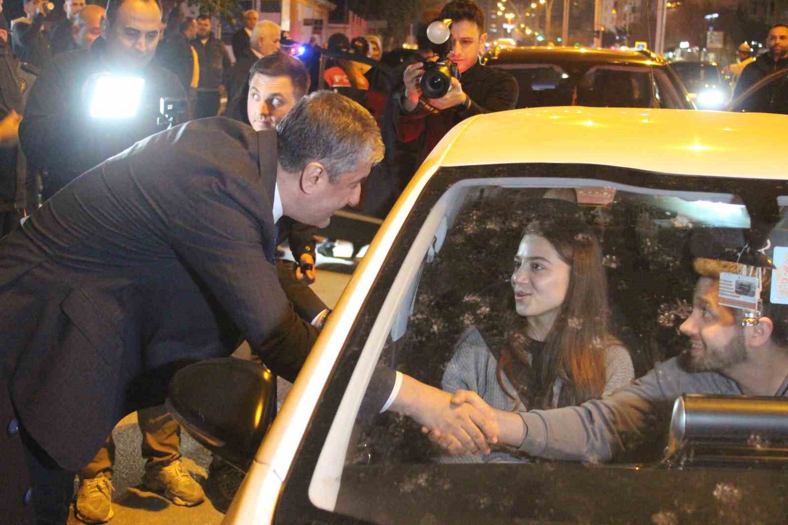 Vali Yavuz: "Adanalı hemşehrilerimizin huzuru ve güvenliği için sahadayız"
