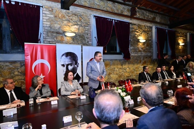 Vali Yılmaz, iftarda mülki idare amirleriyle buluştu
