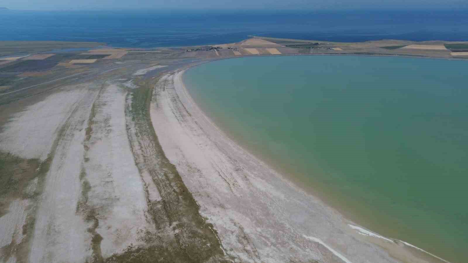 Van Gölü’nün derinliklerindeki sırları
