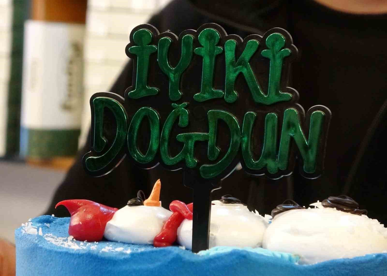 Van’da 1 Ocak doğum günü telaşı: Pastaneler için yılın en yoğun günü
