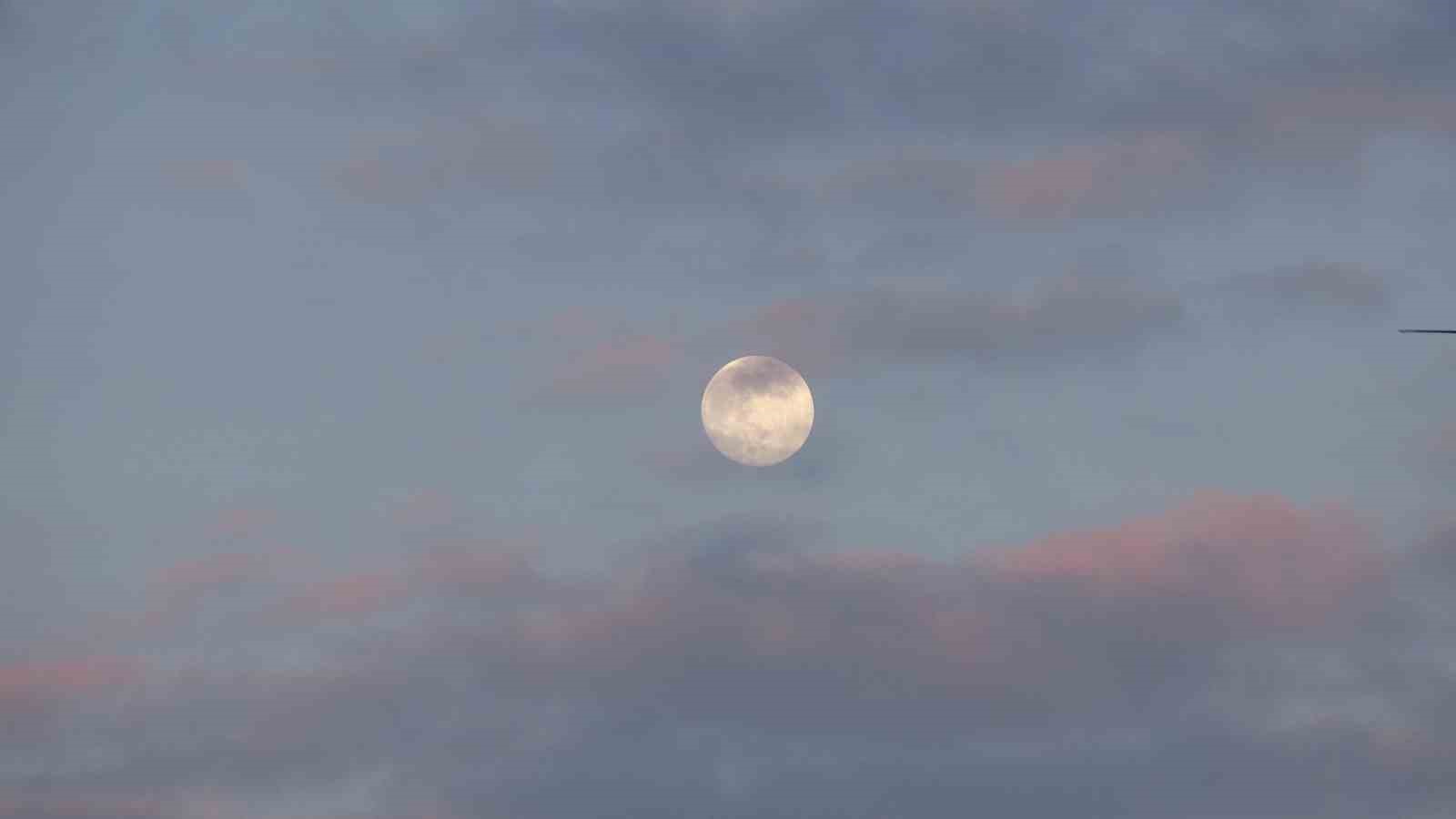 Van’da 2026’nın ilk gökyüzü şöleni: "Kurt Dolunayı" görsel şölen sundu
