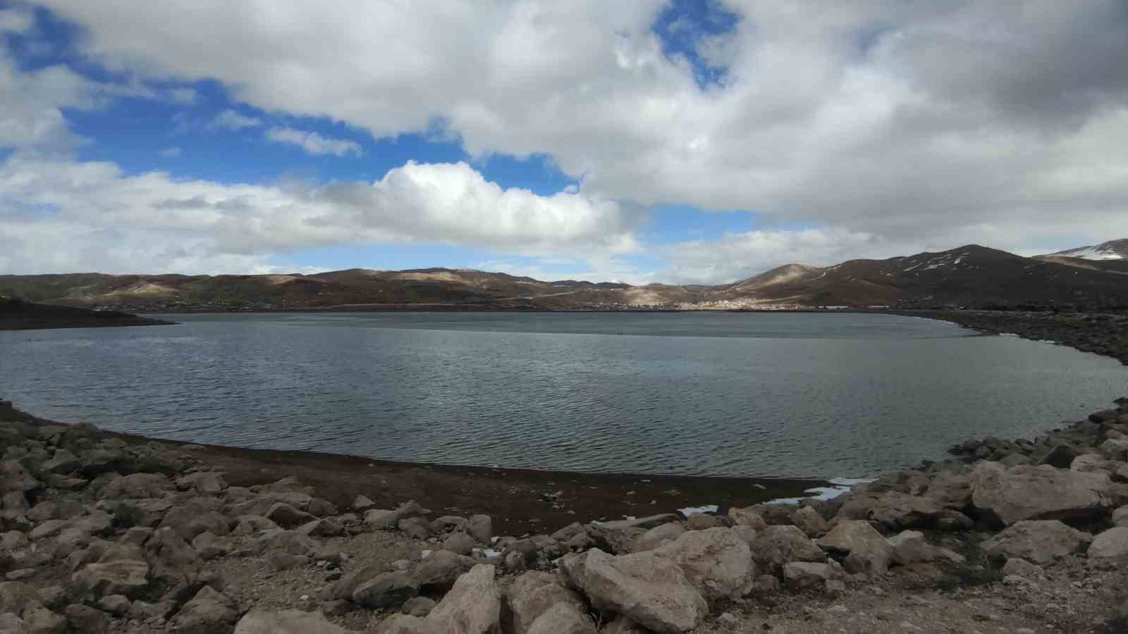 Van’da adrenalin planı suya düştü
Van’da adrenalin planı suya düştü