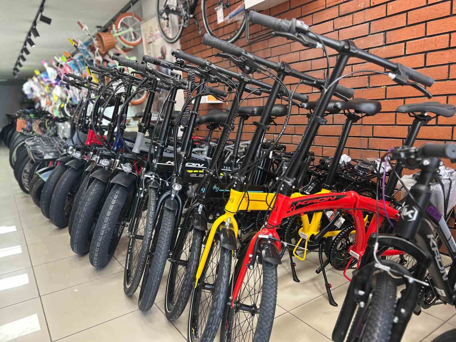 Van’da bahar mevsimi bisiklet sektörünü hareketlendirdi
