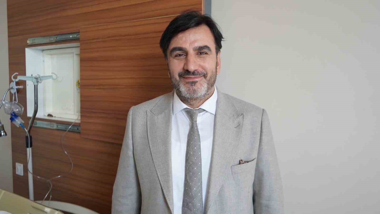 Van’da bölge tarihinde bir ilk: Göğüs kafesi açılmadan kalp ameliyatı yapıldı
