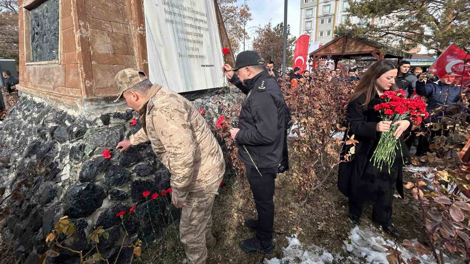 Van’da donarak şehit olan 120 kahraman çocuk unutulmadı
