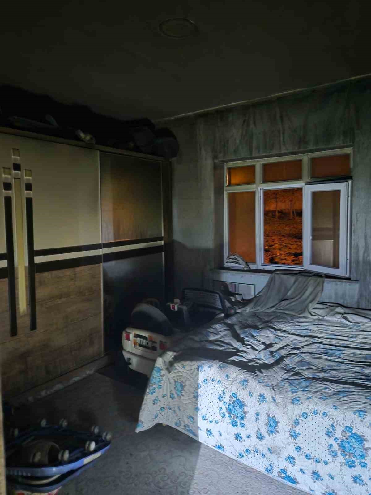 Van’da ev yangını
