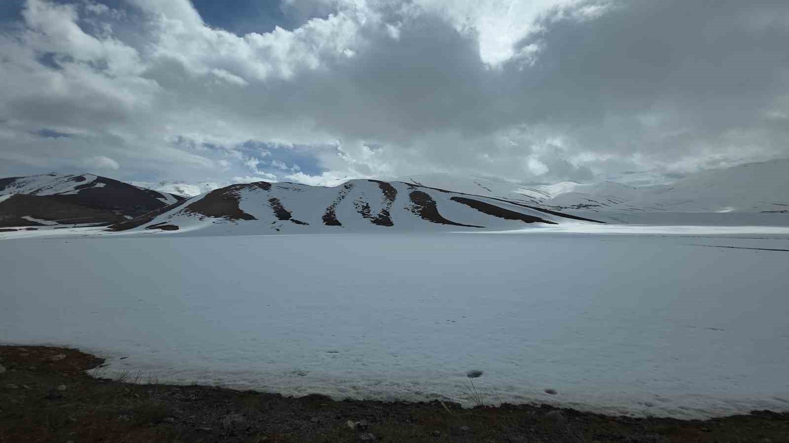 Van’da iki mevsim bir arada
