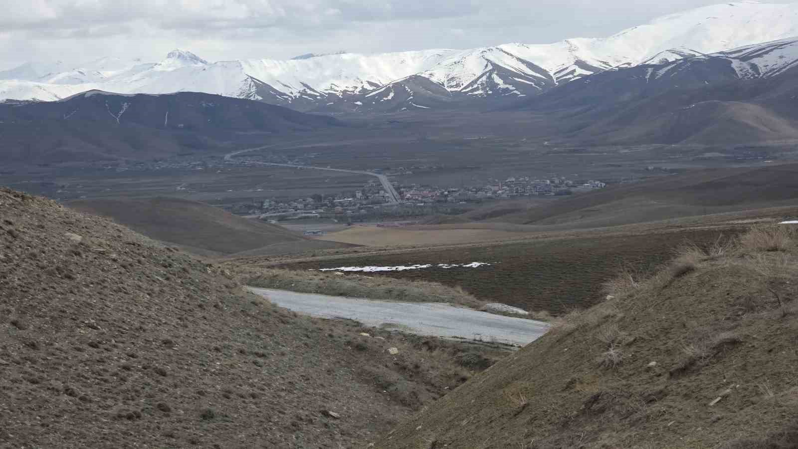 Van’da iki mevsim bir arada
