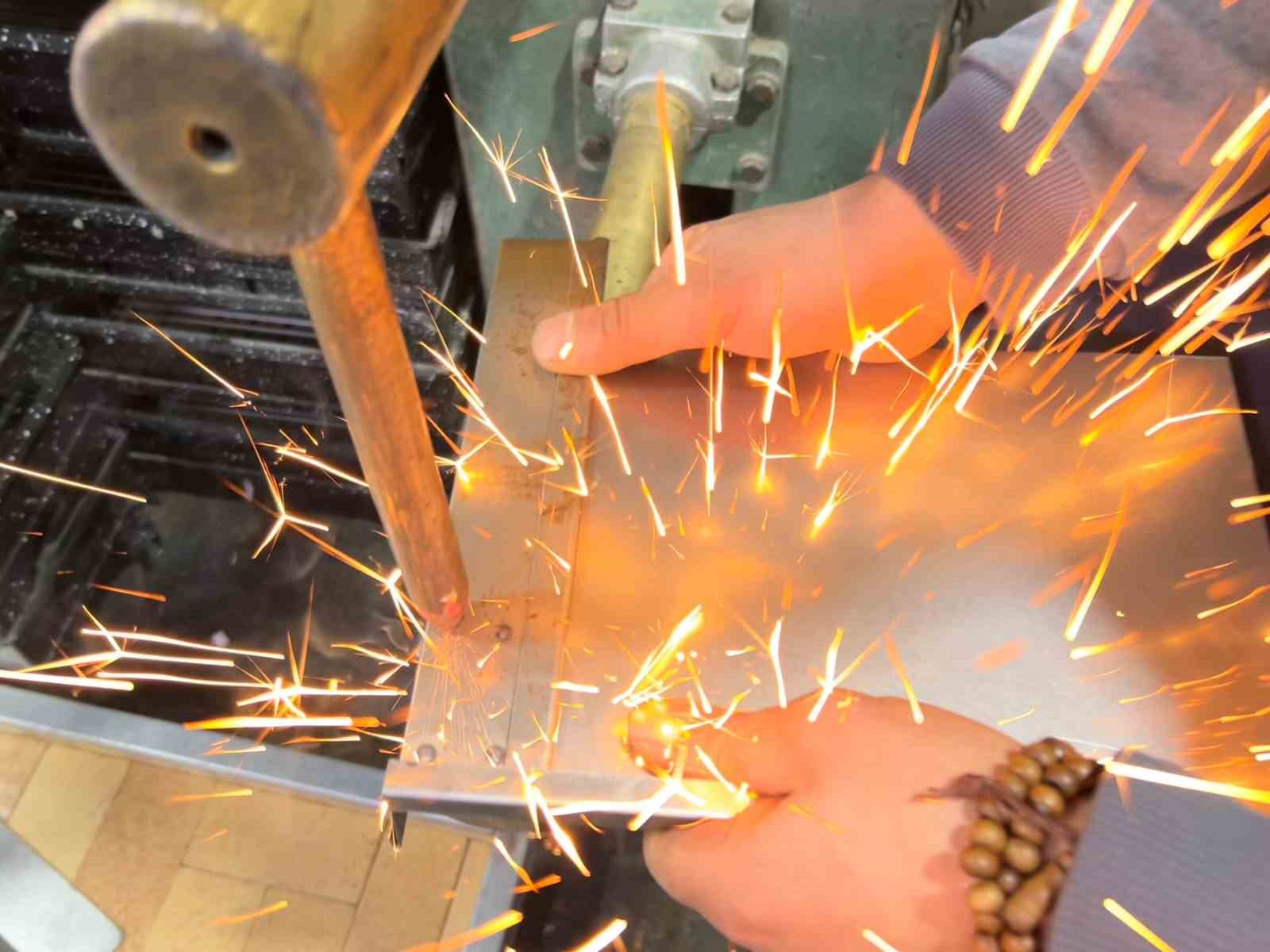 Van’da kışın uzaması semaver ve mangal sezonunu geciktirdi
