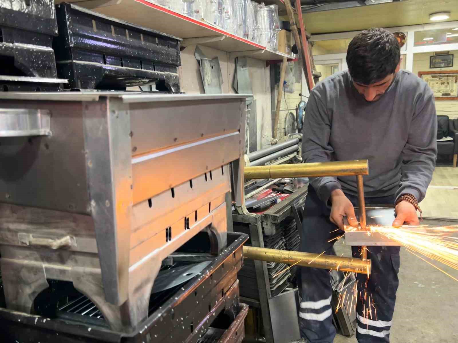 Van’da kışın uzaması semaver ve mangal sezonunu geciktirdi
