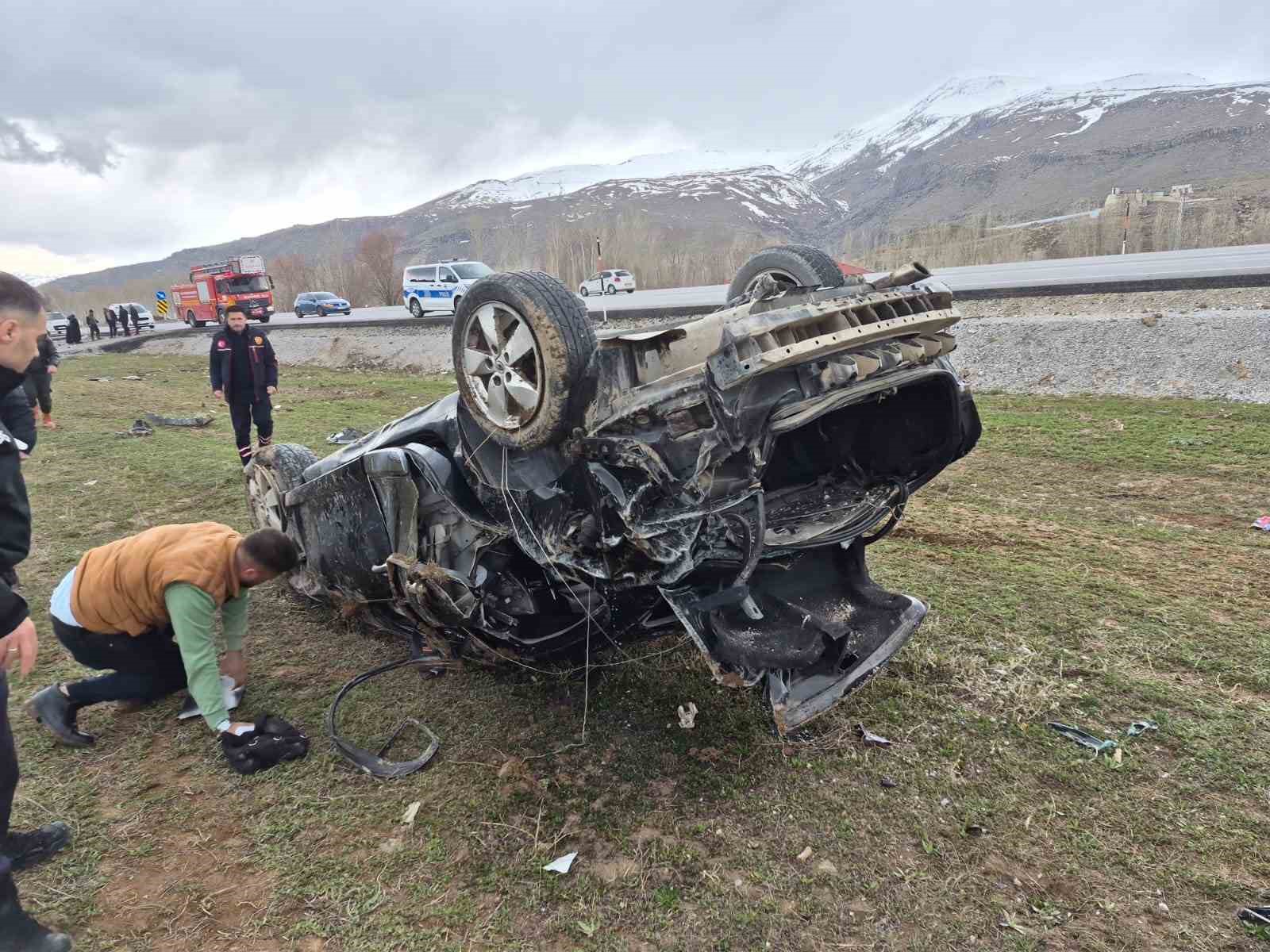 Van’da Muradiye-Çaldıran yolunda kaza: 1 ölü, 2 yaralı
