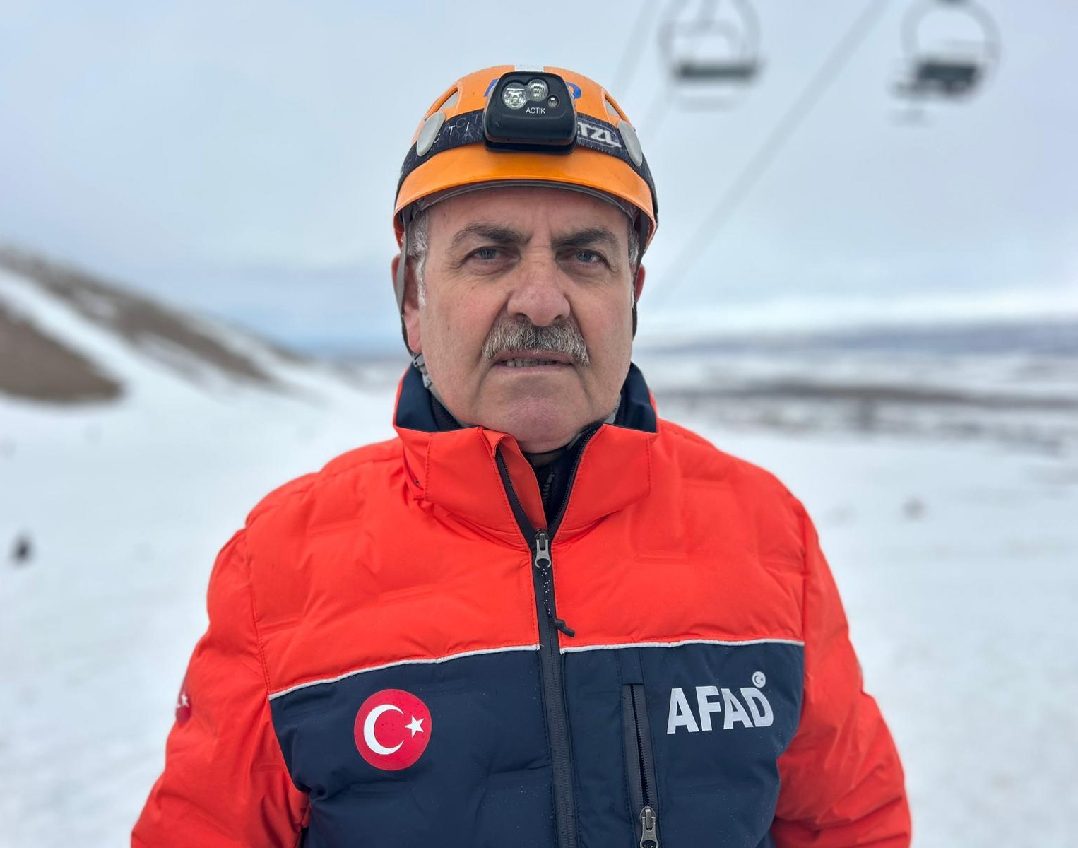 Van’da nefes kesen çığ tatbikatı gerçeği aratmadı
