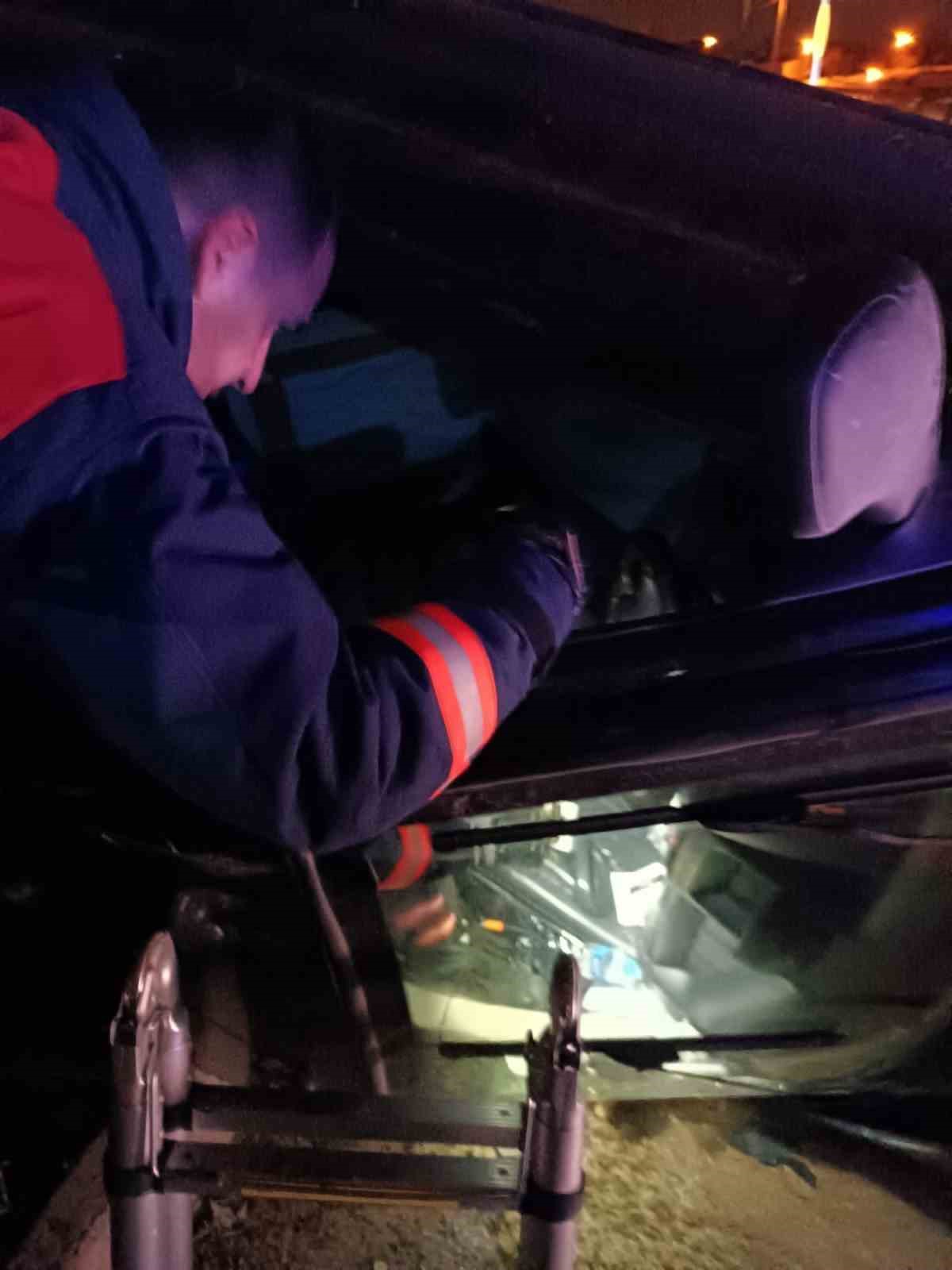 Van’da otomobil takla attı: 2 yaralı
