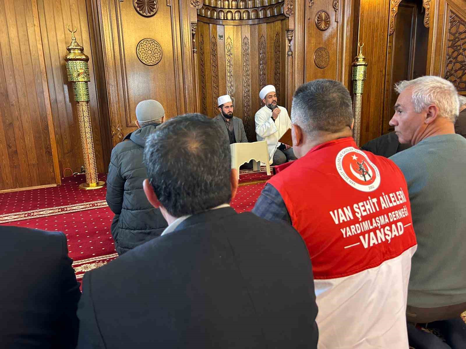 Van’da şehitler için Mevlid-i Şerif programı düzenlendi
