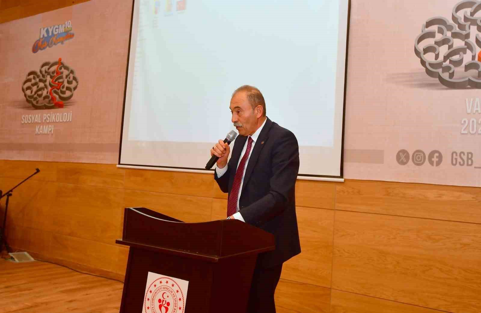 Van’da "Sosyal Psikoloji Kampı" başladı

