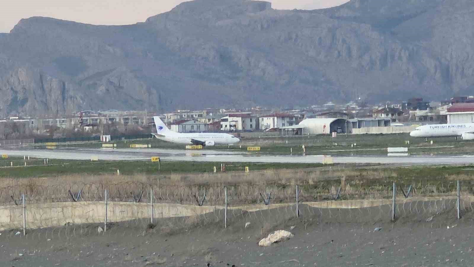 Van’da yakalanan düzensiz göçmenler sınır dışı edildi
