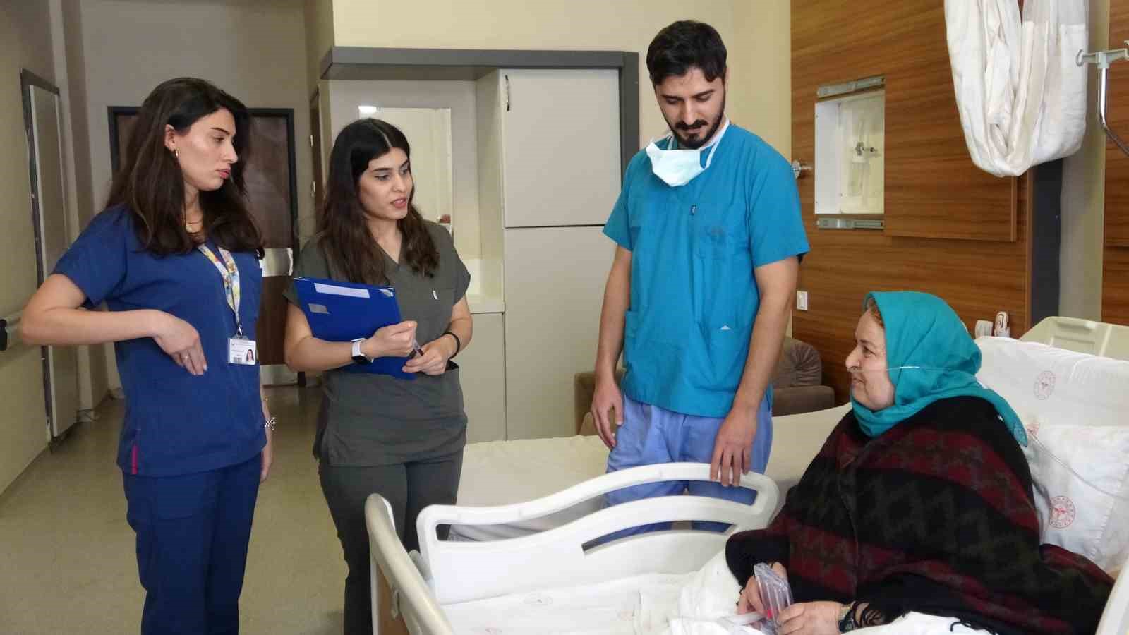 Van’da yüksek riskli hasta başarılı ameliyatla sağlığına kavuştu
