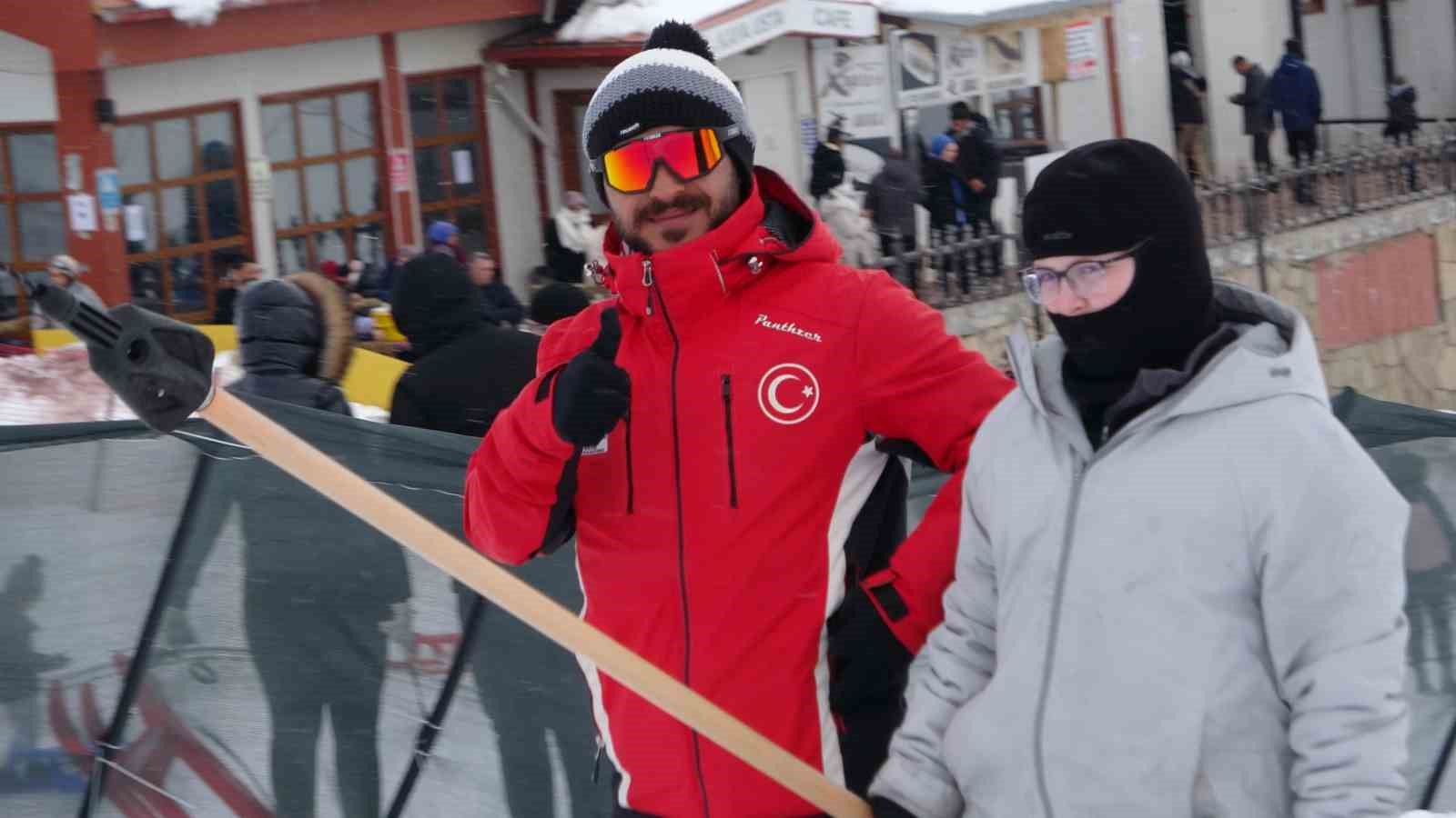 Van’daki kayak merkezi hafta içi de yoğun ilgi görüyor
