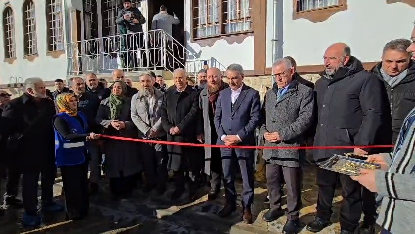 Vanlı hattatlar Yozgat’ta kültür köprüsü kurdu
